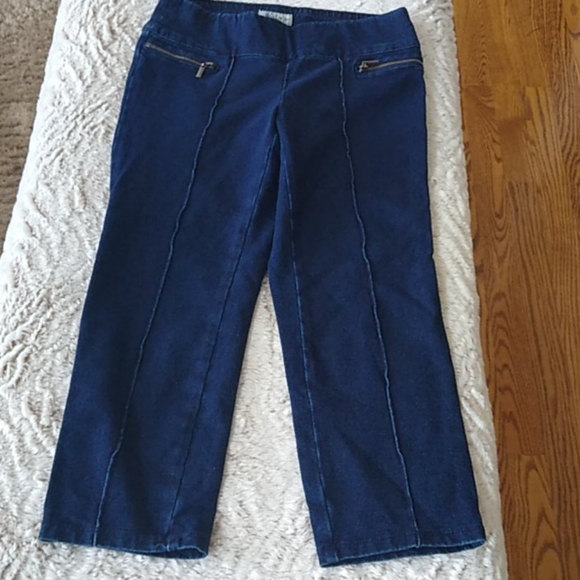 Style & Co Cropped Pants - Picture 5 of 11